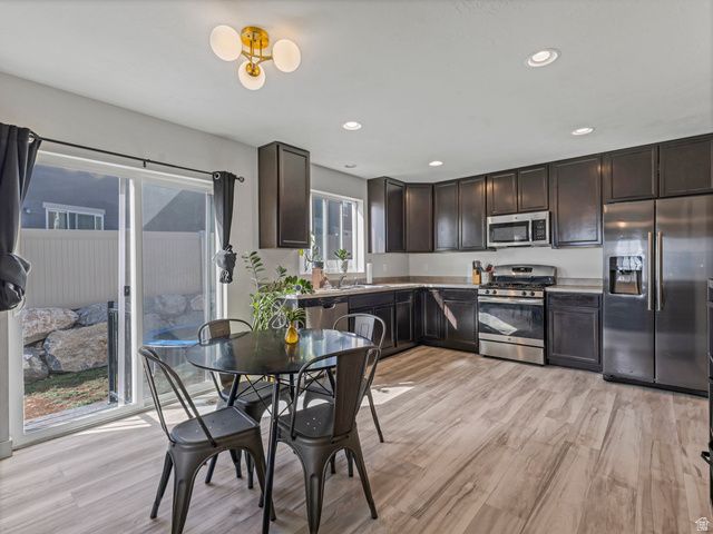 3049 S WILLOW CREEK DR, Saratoga Springs, UT 84045