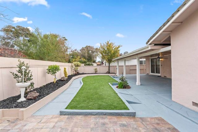 91 E Lake Dr, Antioch, CA 94509