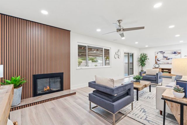 91 E Lake Dr, Antioch, CA 94509