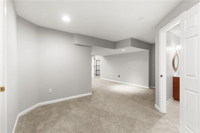 9233 W 143rd Terrace, Overland Park, KS 66221