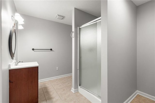 9233 W 143rd Terrace, Overland Park, KS 66221