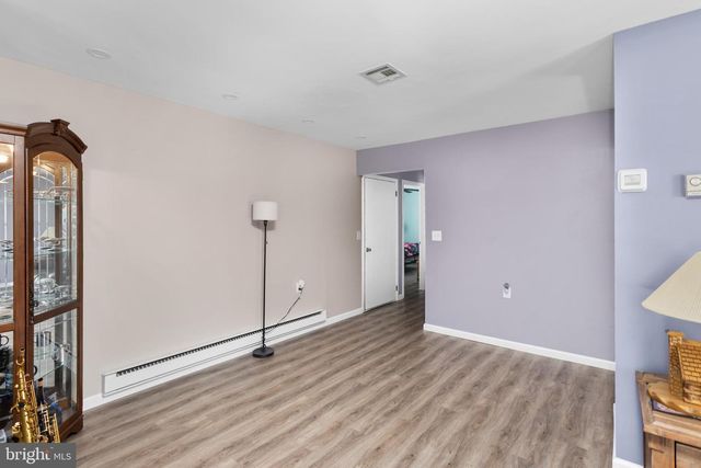 224 HUNTINGTON DR, Southampton, NJ 08088