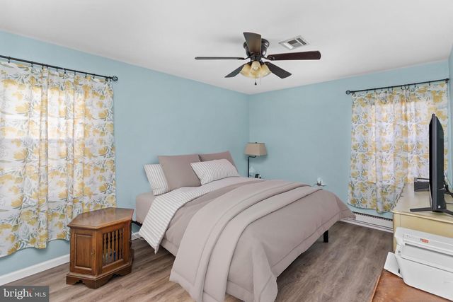 224 HUNTINGTON DR, Southampton, NJ 08088