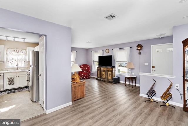 224 HUNTINGTON DR, Southampton, NJ 08088