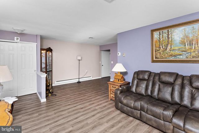 224 HUNTINGTON DR, Southampton, NJ 08088