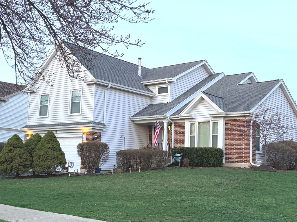 10 Copperwood Drive, Buffalo Grove, IL 60089