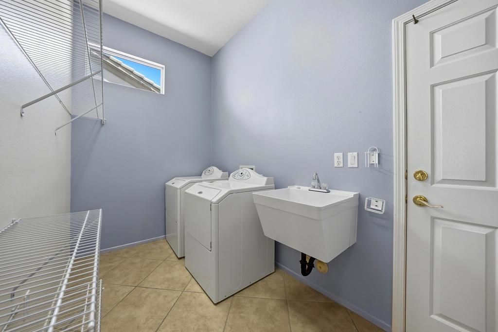 Image 23 of property listing at 35907 Royal Vista Way, Palm Desert, CA 92211