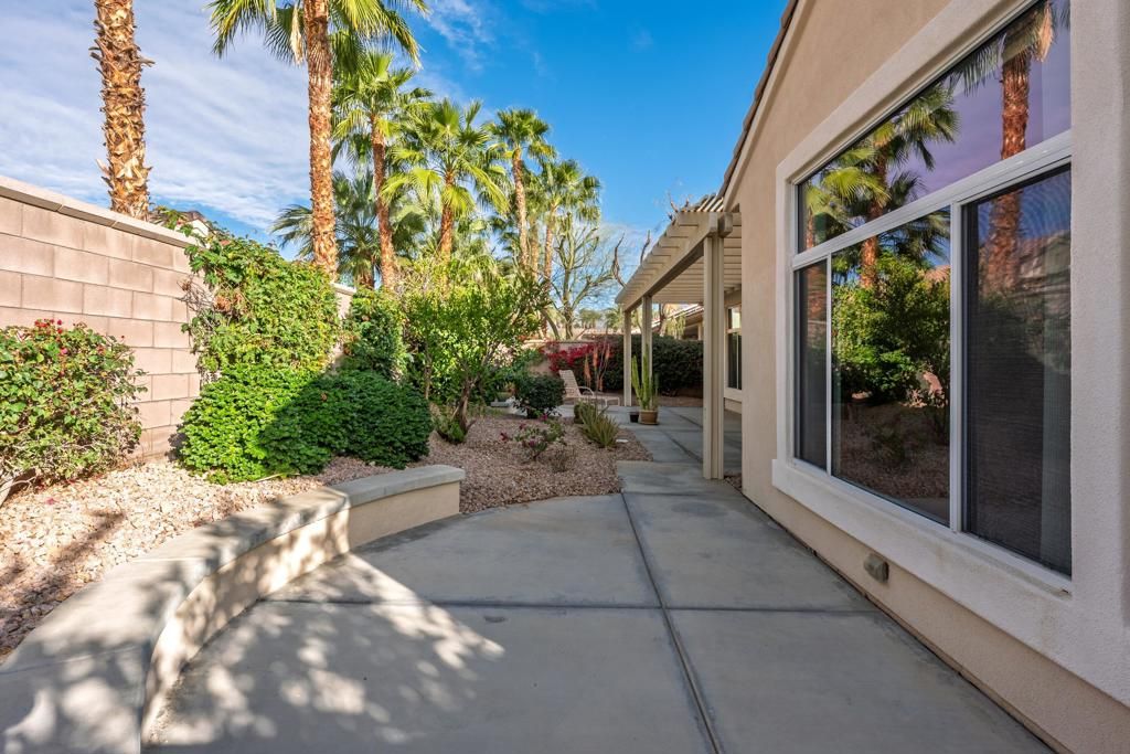 Image 28 of property listing at 35907 Royal Vista Way, Palm Desert, CA 92211