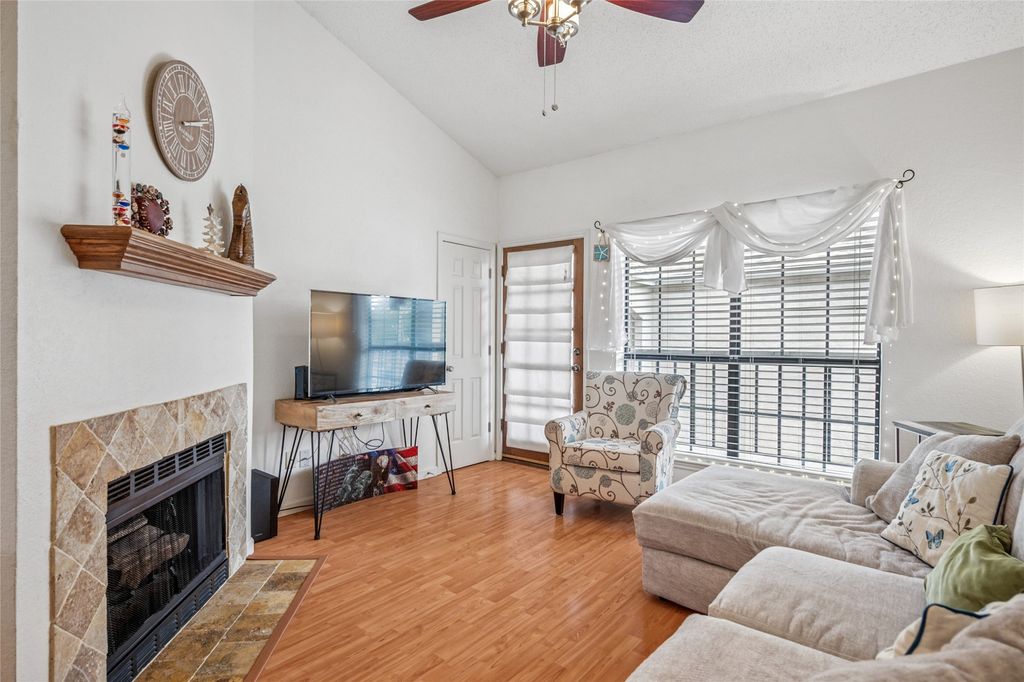 4800 W Lovers Lane 519, Dallas, TX 75209