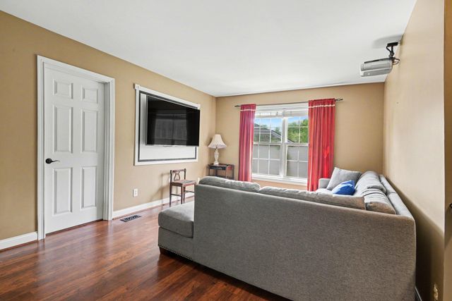10652 Chenery Cove, Union, KY 41091