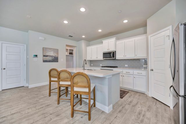 3048 Tall Pine Lane, Corinth, TX 76210