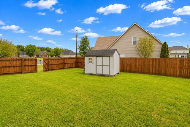 110 Nick Price Drive, Murfreesboro, TN 37129