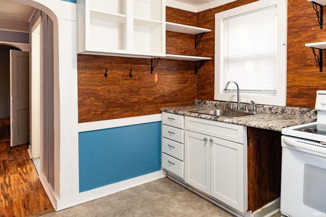 17425 State Road 37, Harlan, IN 46743