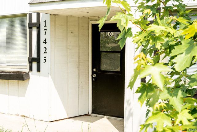 17425 State Road 37, Harlan, IN 46743