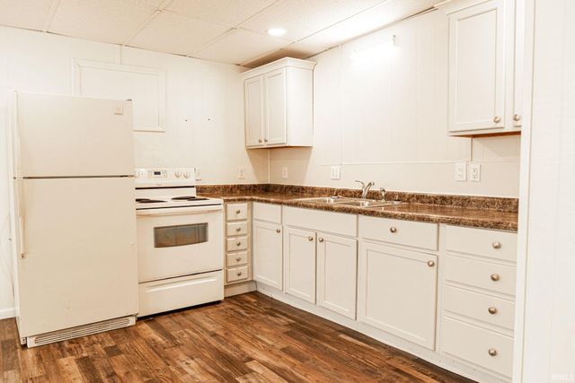 17425 State Road 37, Harlan, IN 46743