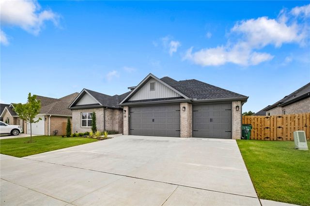 1451 Overcup Oak, Bentonville, AR 72713