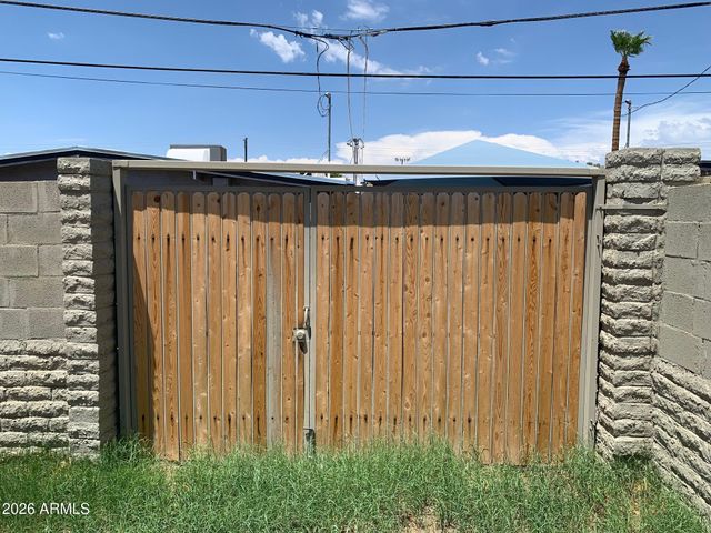 1022 E MARIPOSA Street, Phoenix, AZ 85014