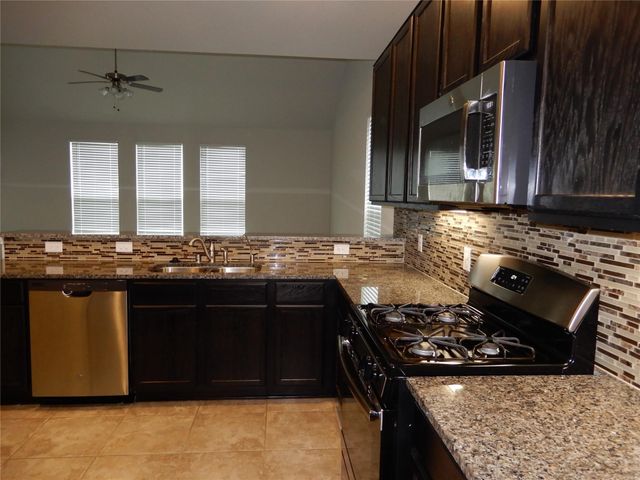 12258 Chestnut Clearing Trail, Humble, TX 77346