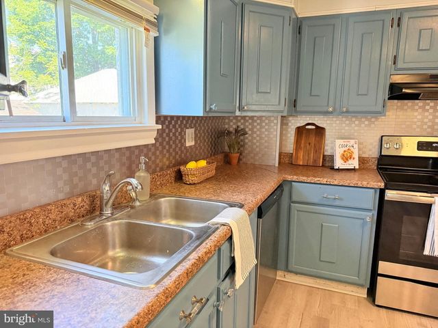 21 ALTOONA AVE, Enola, PA 17025