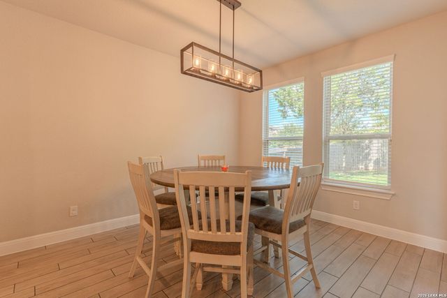 5838 Burro Stone, San Antonio, TX 78253