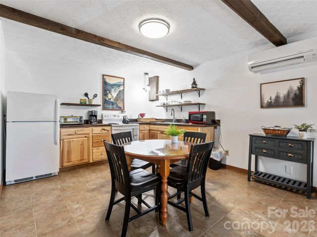 201 Liberty Road, Waynesville, NC 28785