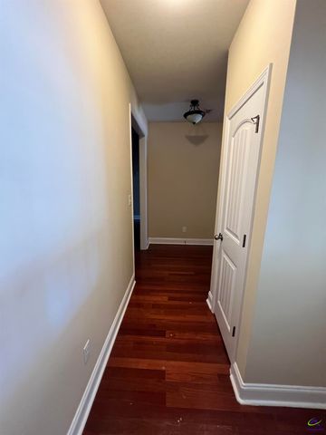 210 Lydia Drive, Bonaire, GA 31005