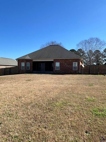 210 Lydia Drive, Bonaire, GA 31005