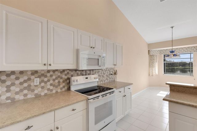 8976 WHITEMARSH AVENUE, Sarasota, FL 34238