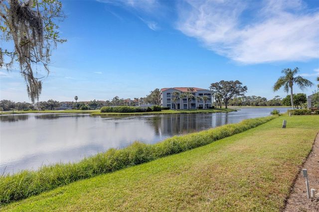 8976 WHITEMARSH AVENUE, Sarasota, FL 34238