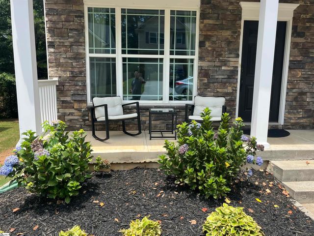 34 Killarney Lane, Greer, SC 29650