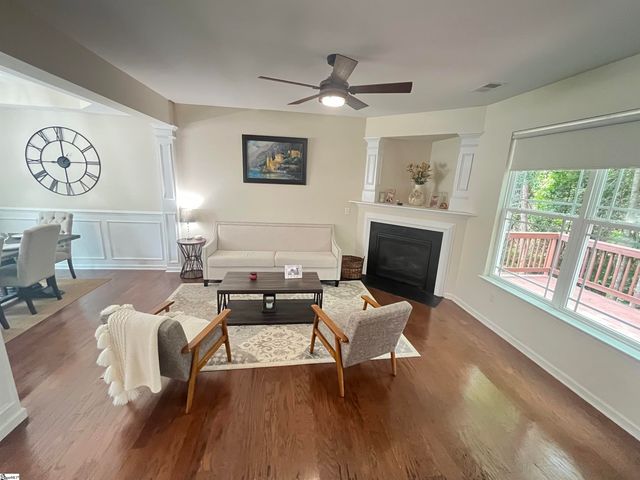 34 Killarney Lane, Greer, SC 29650