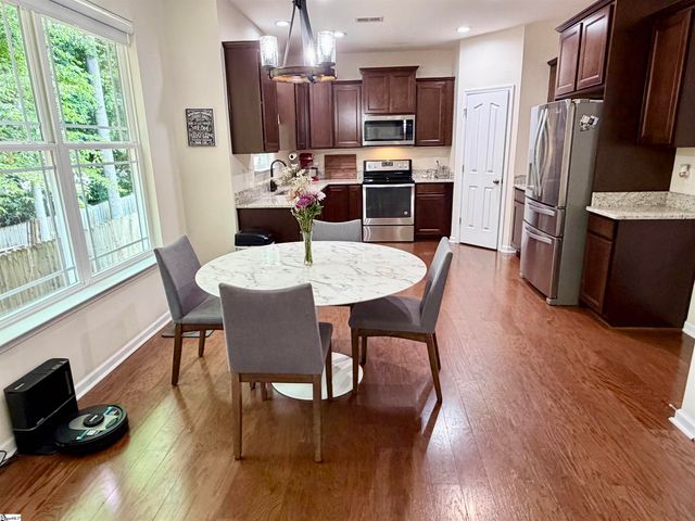 34 Killarney Lane, Greer, SC 29650