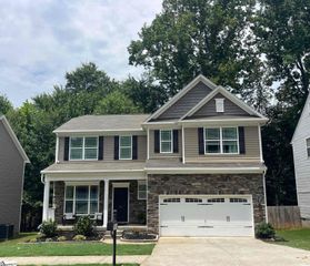 34 Killarney Lane, Greer, SC 29650