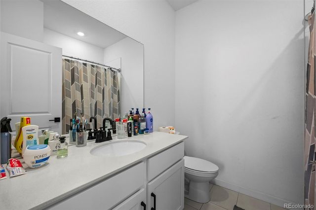 27602 E 1st Avenue, Aurora, CO 80018