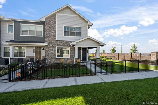 27602 E 1st Avenue, Aurora, CO 80018