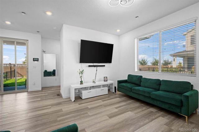 27602 E 1st Avenue, Aurora, CO 80018