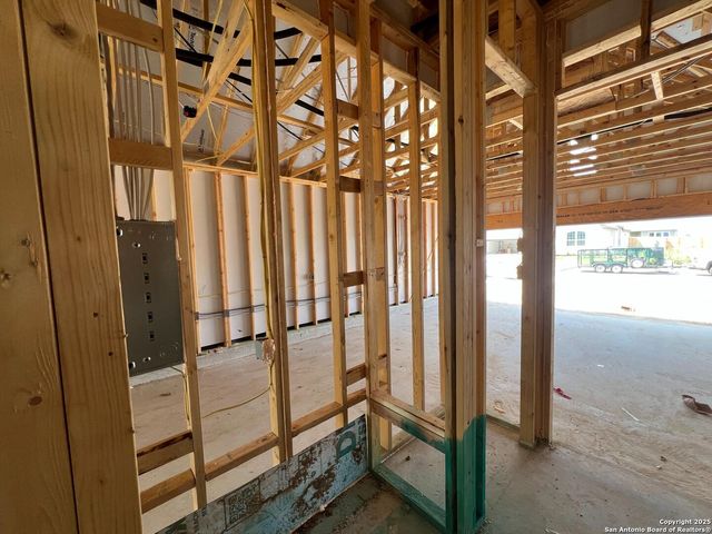 12922 Horseback Pl, Schertz, TX 78108