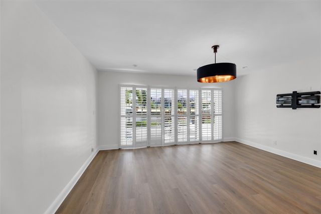 2401 NE 47TH Street, Lighthouse Point, FL 33064