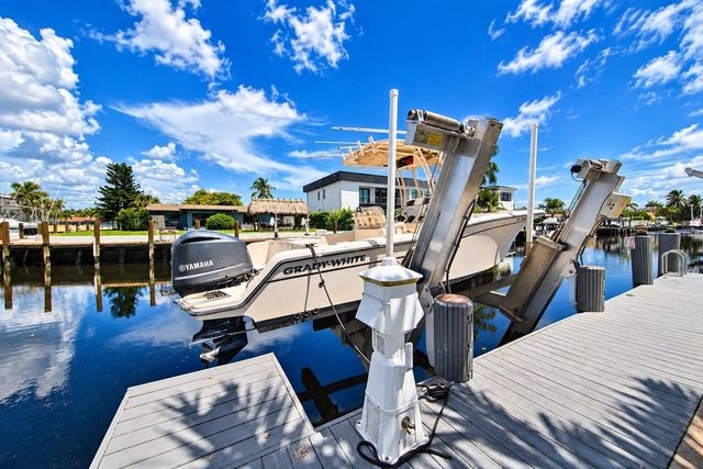 2401 NE 47TH Street, Lighthouse Point, FL 33064