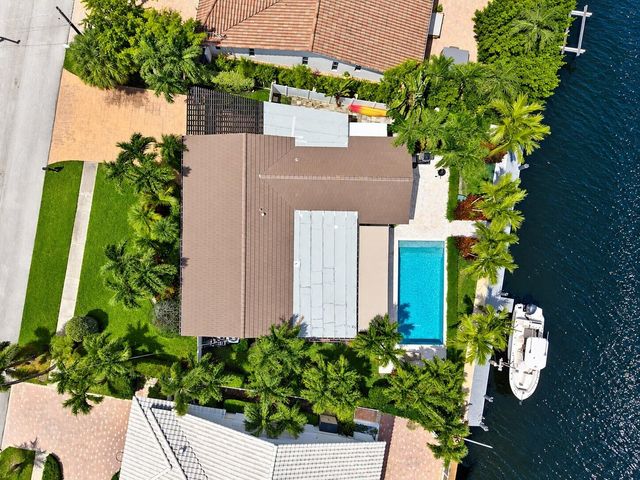 2401 NE 47TH Street, Lighthouse Point, FL 33064
