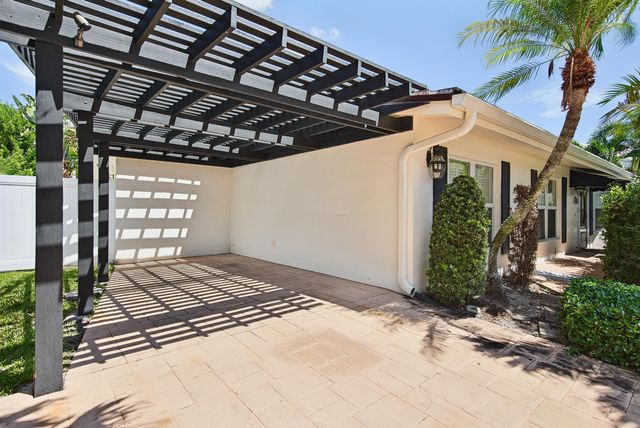 2401 NE 47TH Street, Lighthouse Point, FL 33064