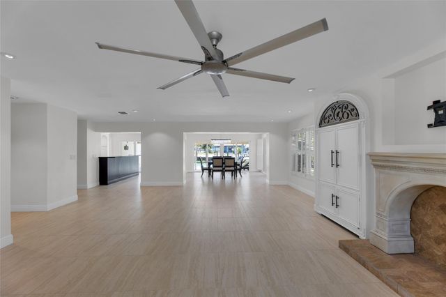 2401 NE 47TH Street, Lighthouse Point, FL 33064