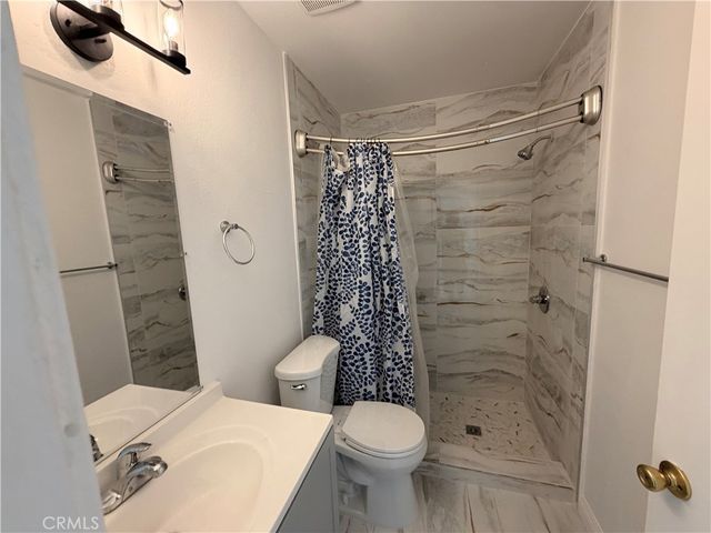 1661 Neil Armstrong 242, Montebello, CA 90640
