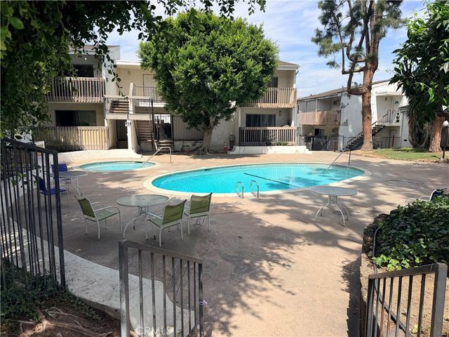 1661 Neil Armstrong 242, Montebello, CA 90640