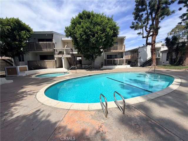 1661 Neil Armstrong 242, Montebello, CA 90640