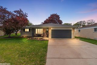 30852 Primrose Drive, Warren, MI 48047