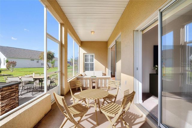 232 OAK HAMMOCK DR, Davenport, FL 33837