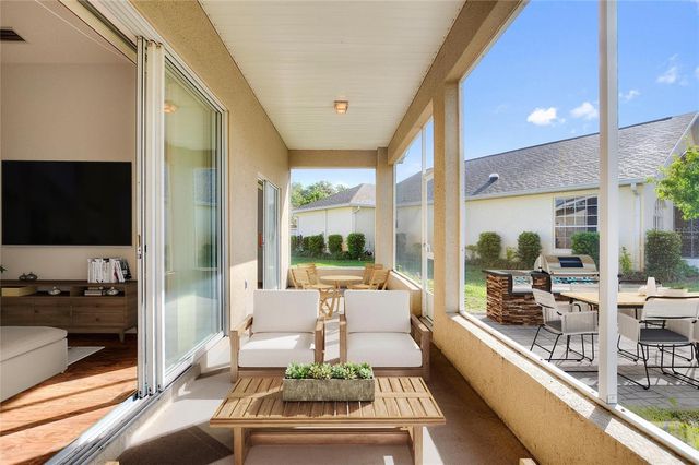 232 OAK HAMMOCK DR, Davenport, FL 33837