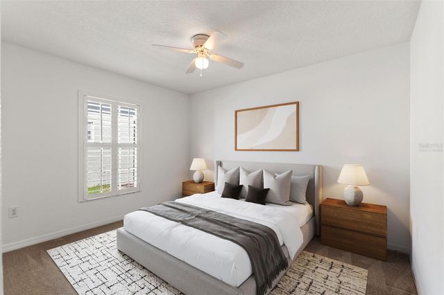 232 OAK HAMMOCK DR, Davenport, FL 33837