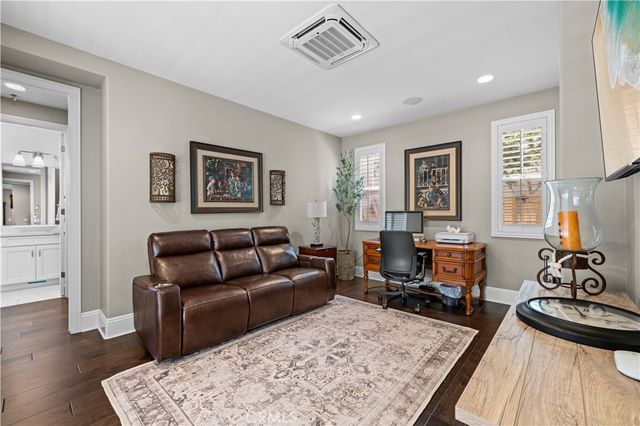 35367 Weather Way, Murrieta, CA 92563